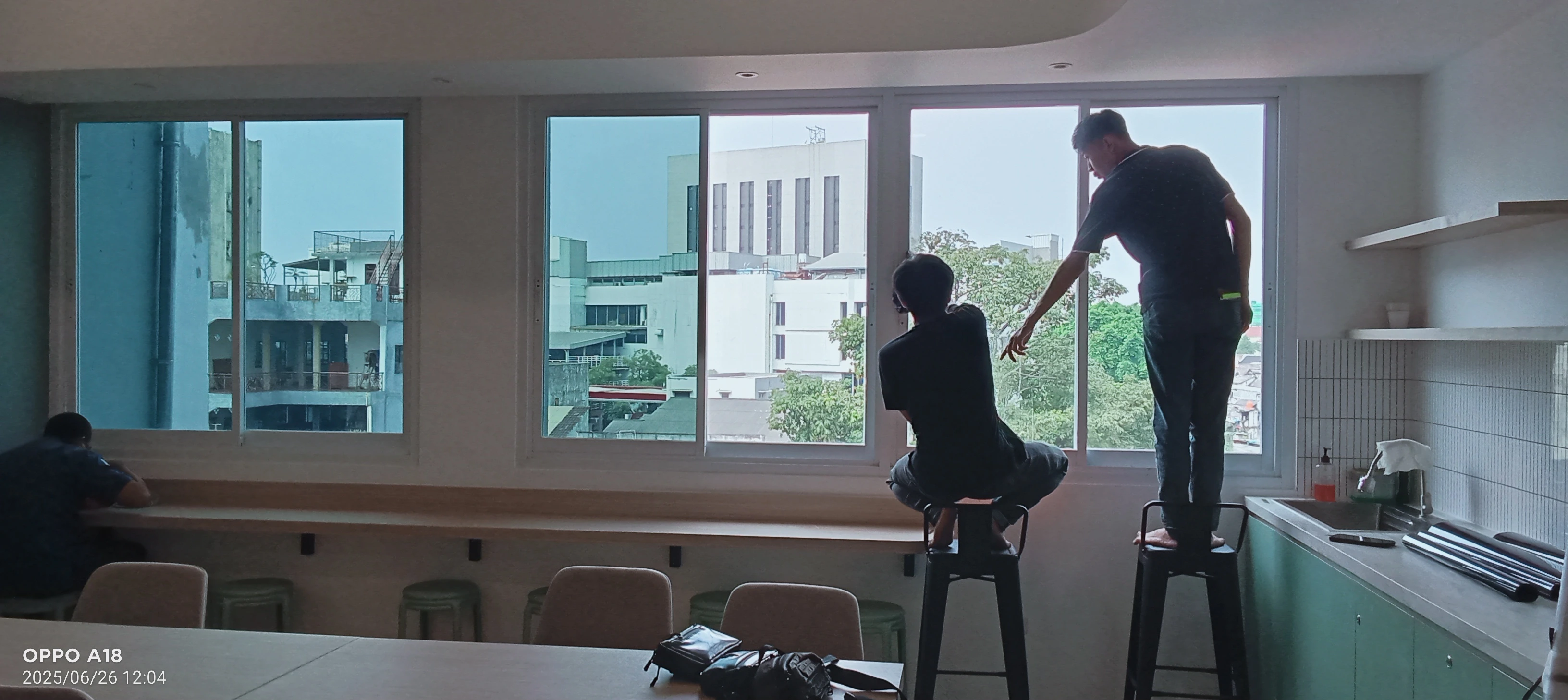 Kaca film gedung kantor